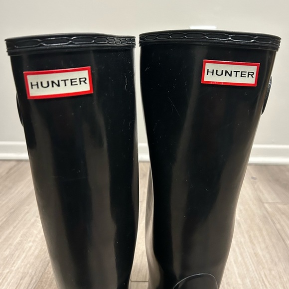 HUNTER Original Tall Gloss Rain Boots - Picture 2 of 9
